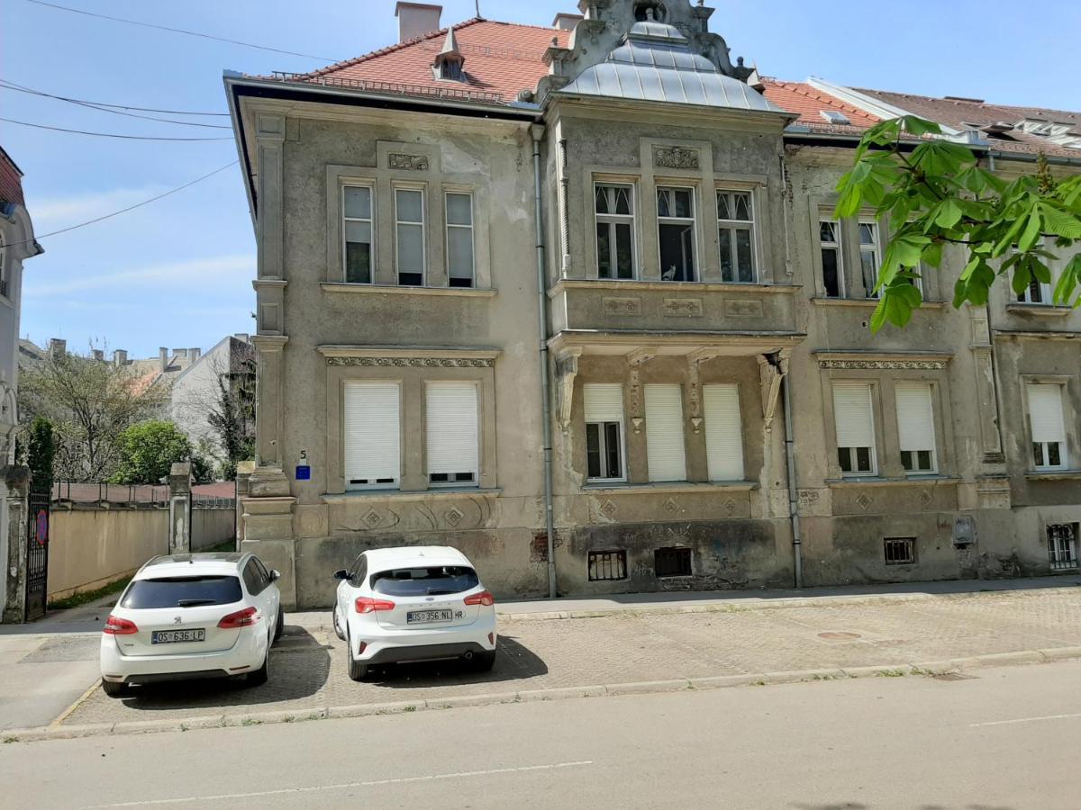 Apartman Kod Kestena Osijek Eksteriør billede